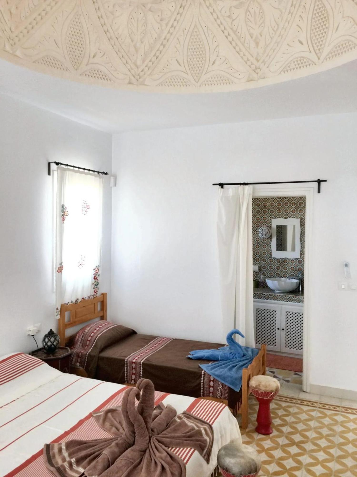 Spacious With Private Pool In Djerba Villa *
